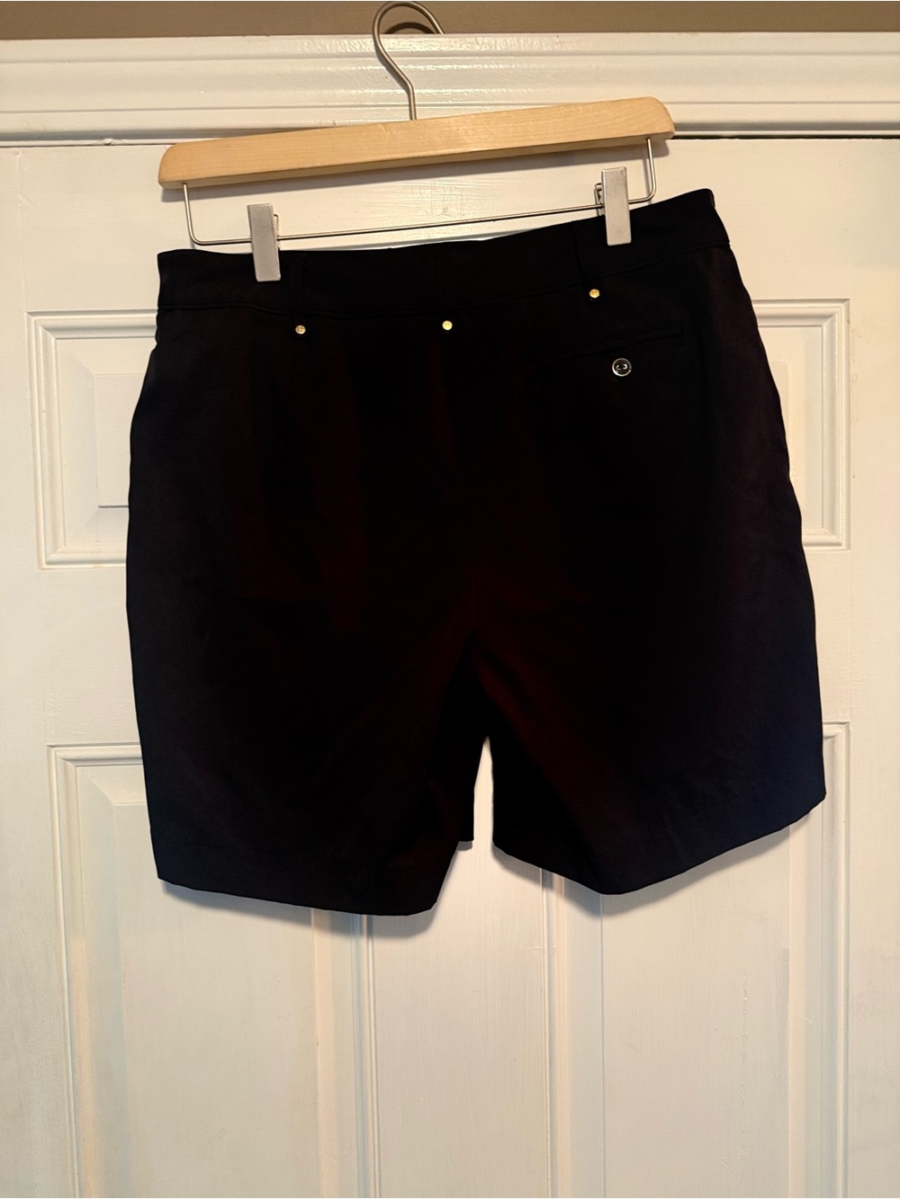 Lady Hagen Black Flat Front Golf Shorts